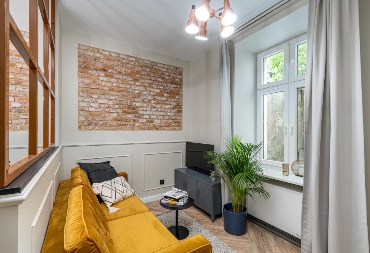 Househost Apartment : Topolowa 26/17 Красков Екстериор снимка